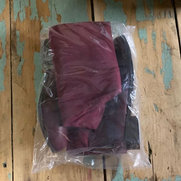 Hoff knee boot burgundy suede like material . 6.5 size - Picture 3 of 10